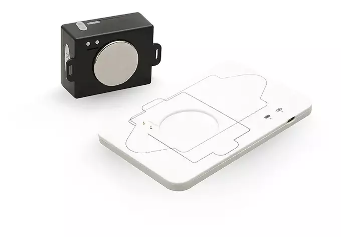 Niezawodne bezpieczeństwo na wyciągnięcie ręki - lokalizator GPS TRACKER BLOW CCTR-800+ z mocną baterią