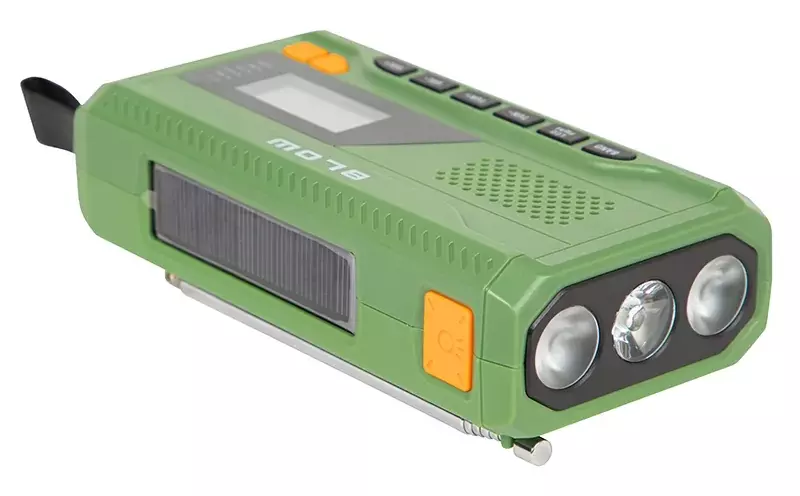 Radio przenośne BLOW RA11: energia, rozrywka i bezpieczeństwo gdziekolwiek jesteś!