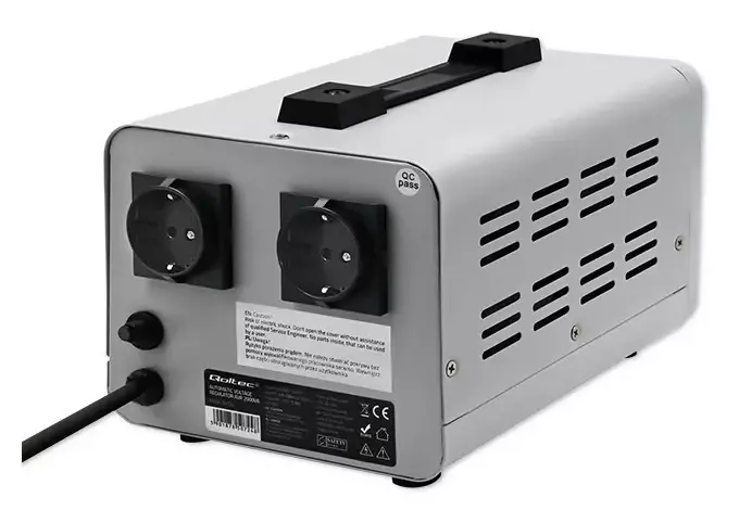Twoje urządzenia zawsze bezpieczne – Recenzja automatycznego stabilizatora napięcia Qoltec AVR 2000VA 1600W